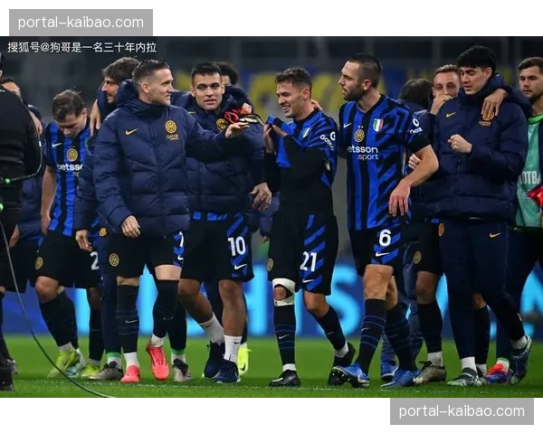 慕尼黑警方发布欧冠比赛日安保计划,将增派警力防范可能的球迷冲突 慕尼黑警方发布欧冠比赛日安保计划,将增派警力防范可能的球迷冲突